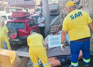 Prefeitura de Guarulhos remove lixo de diversos pontos da região do Taboão