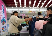 Fundo Social entrega mil peças de roupas em Cumbica pelo Varal Solidário